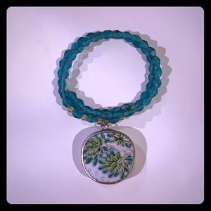 Blue and green painted pendant choker